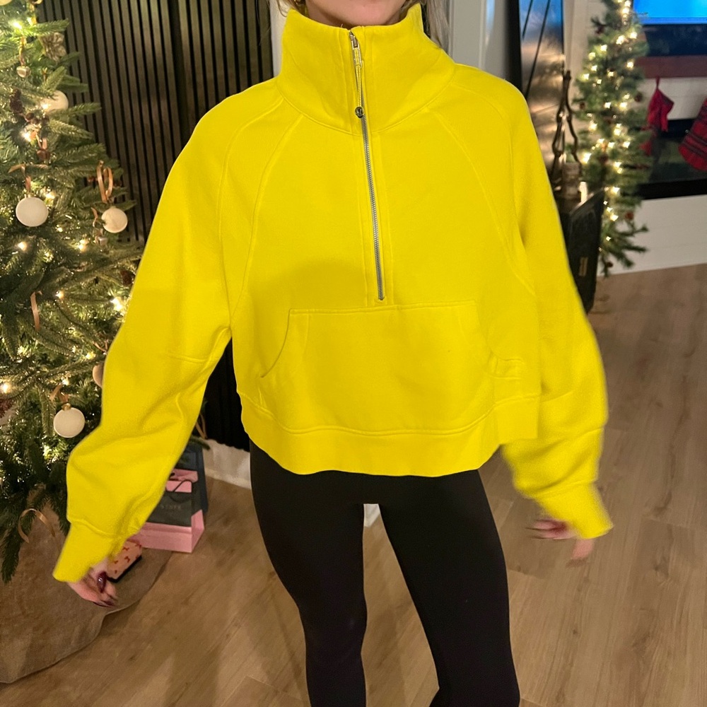Lululemon Scuba Oversized Funnel Neck M/L